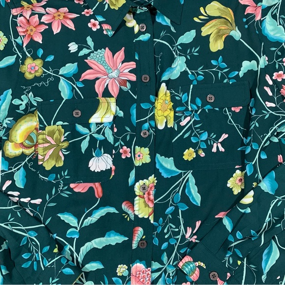 Ann Taylor LOFT  floral button down - Picture 2 of 3